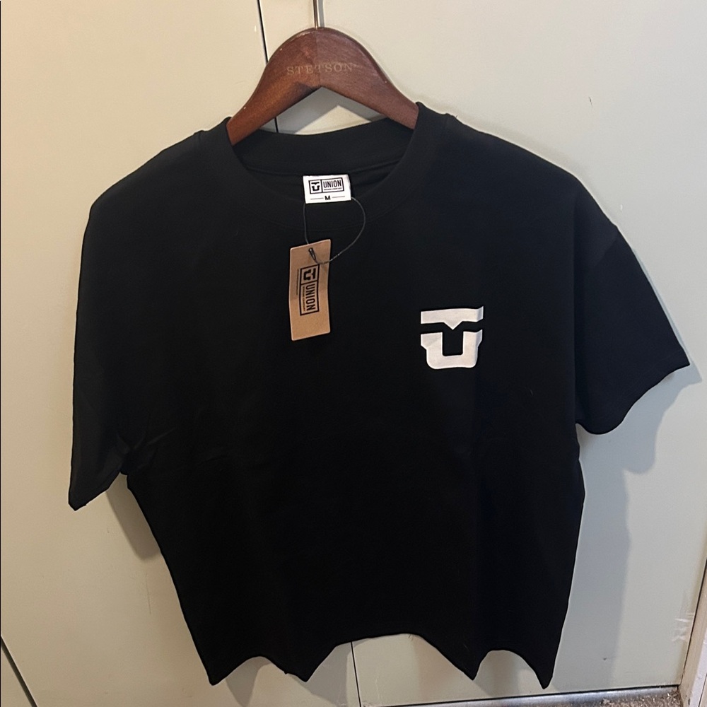 Union Snowboard bindings Company Black Tee with White Logo NWT